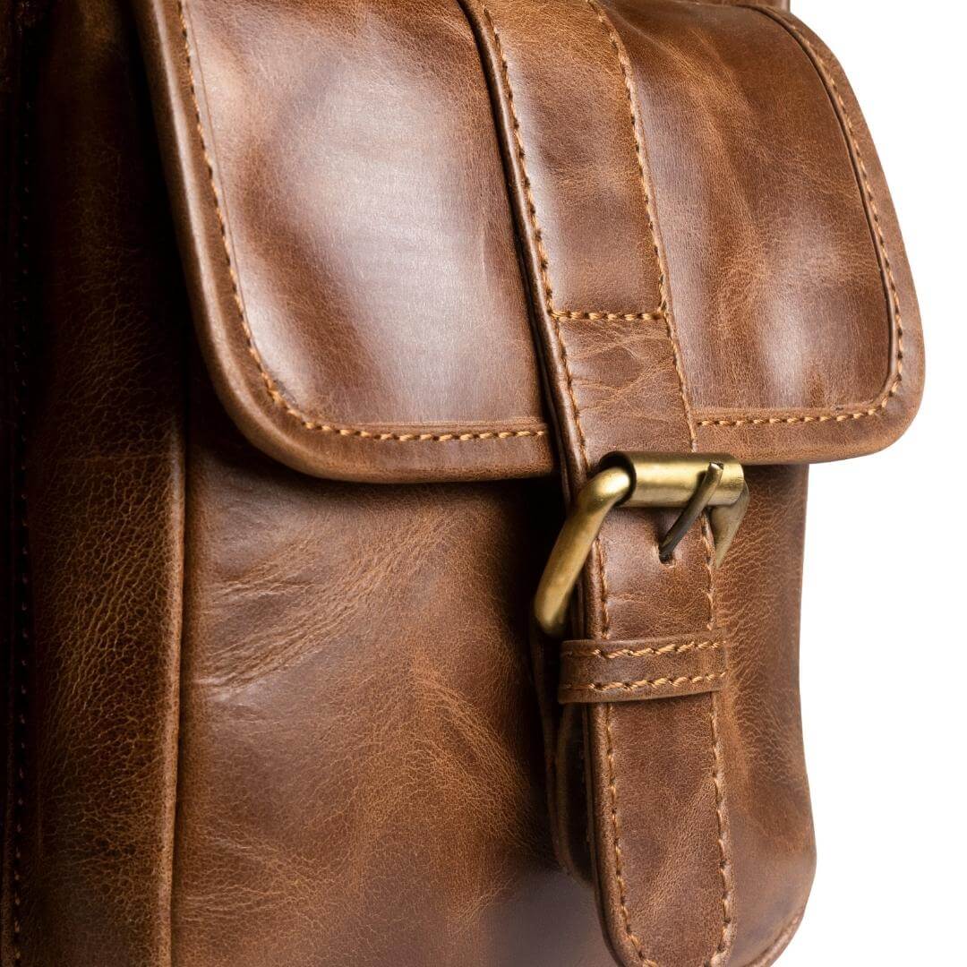 haris-and-co-corvo-leather-bag-4